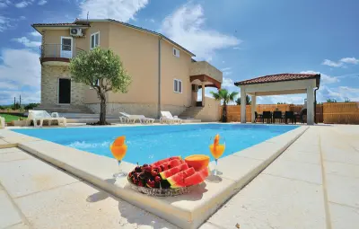 Location Maison à Pridraga 10 personnes