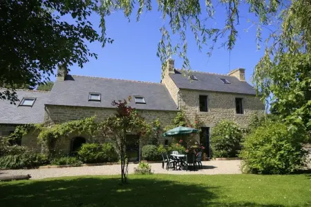 Location Maison à Plounéour Trez 8 personnes