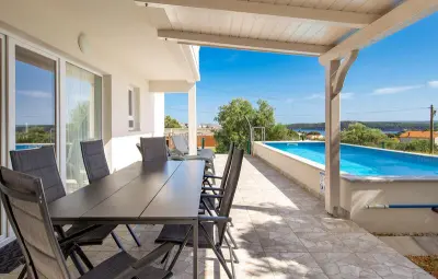 Location Maison à Banjol 6 personnes