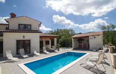 Location Maison à Labin 8 personnes