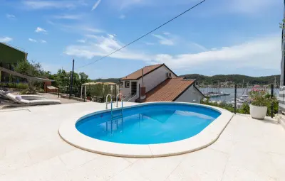 Location Maison à Rab 4 personnes