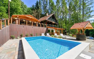Location Maison à Klenovnik 8 personnes