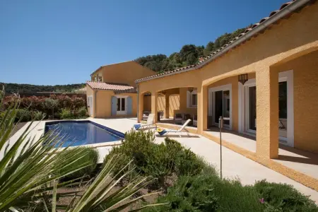 Location Villa à Roquebrun 6 personnes