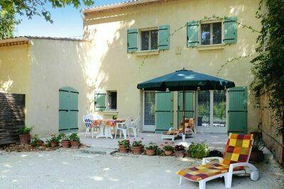 Location Maison à Beaucaire 4 personnes, Arles