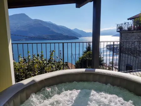 Location Maison à Gravedona 4 personnes