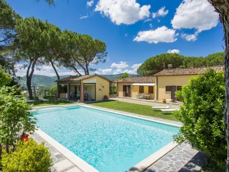 Location Maison à Bucine 4 personnes