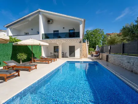 Location Maison à Krk Malinska 9 personnes