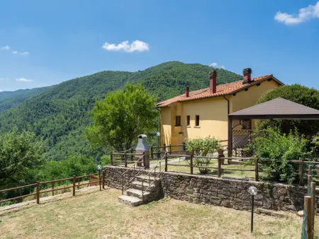 Location Gîte à Rufina 10 personnes