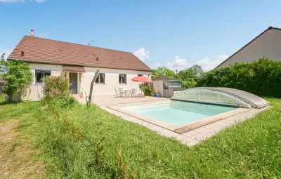 Location Maison à Briare 13 personnes