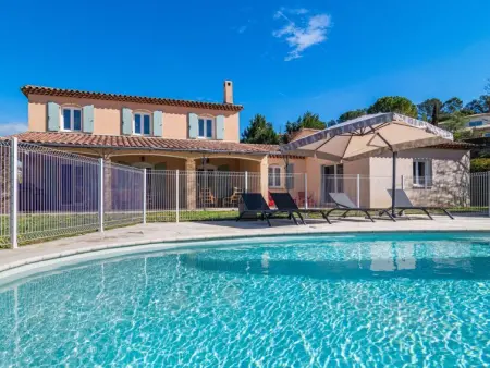 Location Maison à Carces 8 personnes