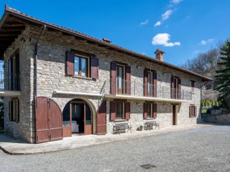 Location Maison à Vesime 8 personnes