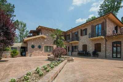 Location Villa à Fermignano 31 personnes, Cagli