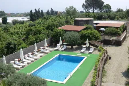 Location Maison à Santa Venerina 16 personnes