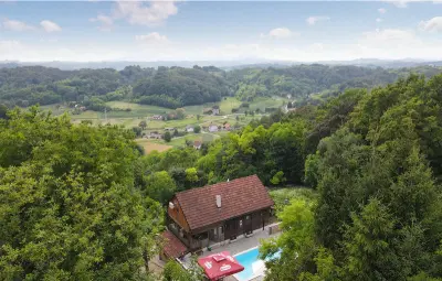 Location Maison à Prosenik Gubasevski 8 personnes