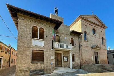 Location Maison à Serrungarina 8 personnes, Pesaro et Urbino