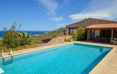 Location Maison à Lumio 10 personnes, Corse