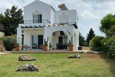 Location Villa à Xirosterni 5 personnes, Crète