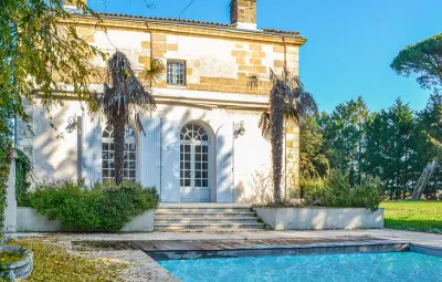 Location Maison à Léognan 16 personnes