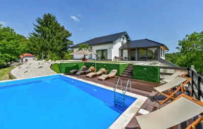 Location Maison à Vinica Breg 7 personnes