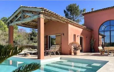 Location Maison à Lorgues 12 personnes