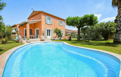 Location Maison à Montélimar 10 personnes, Drôme