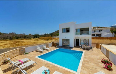 Location Maison à Pomos 8 personnes, Chypre