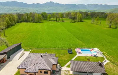 Location Maison à Ornice 10 personnes