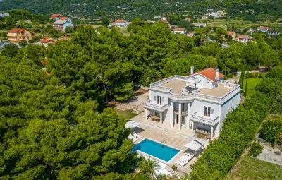 Location Maison à Rab 12 personnes