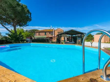 Location Maison à Cecina 10 personnes