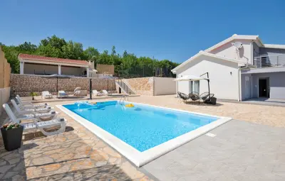 Location Maison à Zmijavci 8 personnes