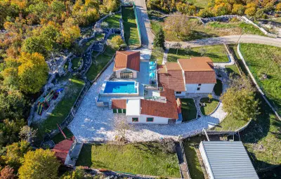 Location Maison à Dugopolje 10 personnes