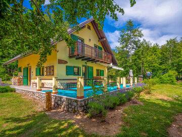 Location Maison à Fuzine 13 personnes, Klenovica