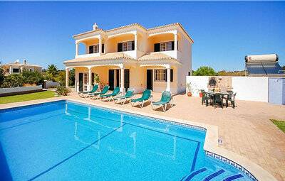 Location Maison à Guia 6 personnes, Guia