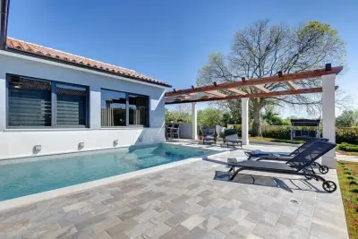 Location Maison à Galižana 6 personnes