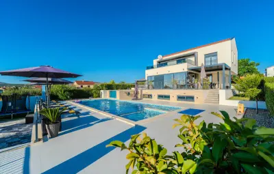 Location Maison à Vrana 8 personnes
