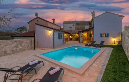 Location Maison à Buje 6 personnes