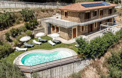 Location Maison à Rutino 8 personnes