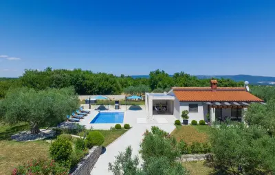 Location Maison à Marcana 5 personnes