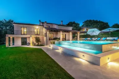Location Villa à Svetvinčenat 14 personnes