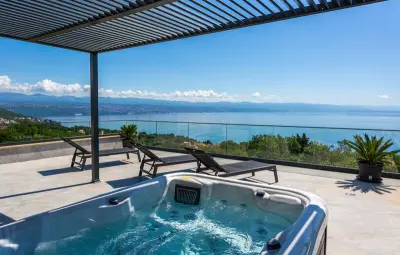 Location Maison à Opric 8 personnes