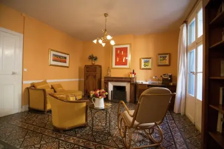 Location Maison à Thézan lès Béziers 9 personnes