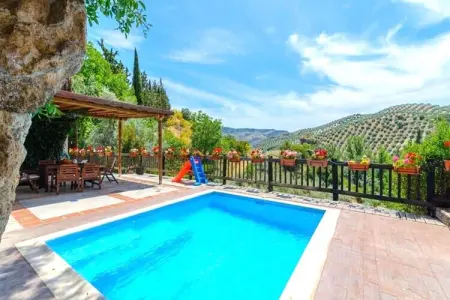Location Gîte à Algarinejo 8 personnes