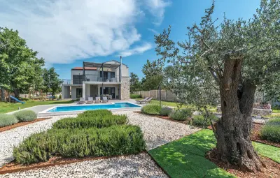 Location Maison à Svetvincenat 8 personnes