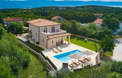 Location Maison à Dobrinj 10 personnes