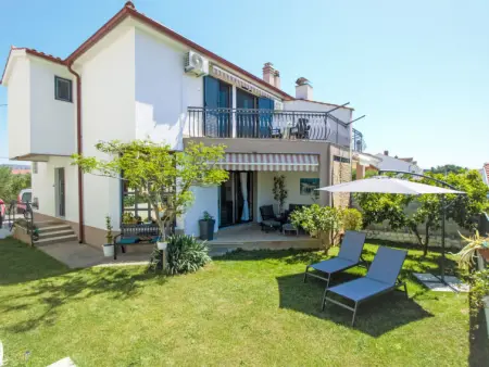 Location Maison à Brodarica 7 personnes