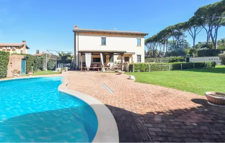 Location Maison à Roma 12 personnes