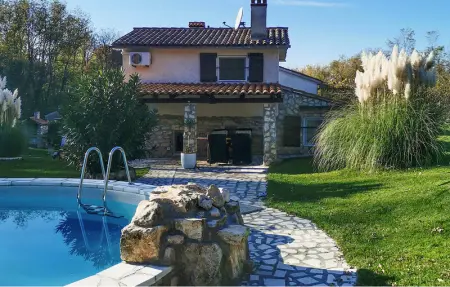 Location Maison à Nedescina 4 personnes