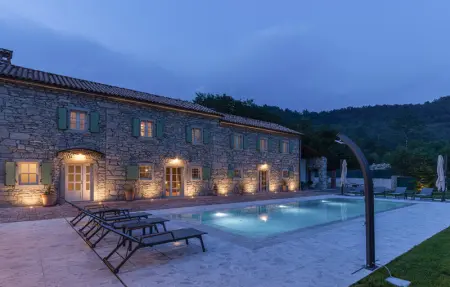 Location Maison à Buzet 8 personnes