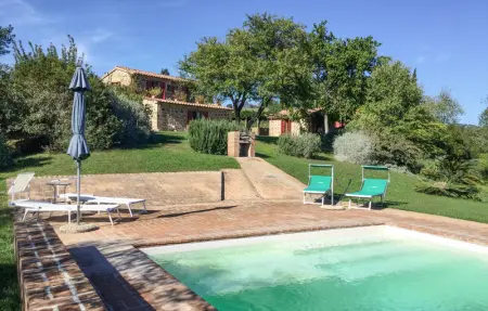 Location Maison à Pereta 18 personnes