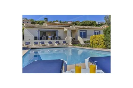 Location Villa à Les Issambres 8 personnes
